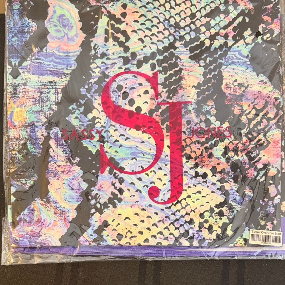 Sassy Jones Tizani Oversized Scarf - 51 x 51 inches